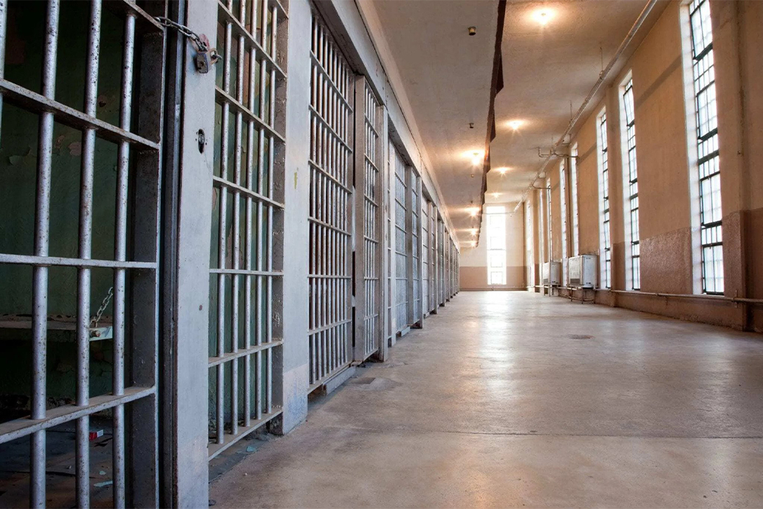 correctional-officers-img